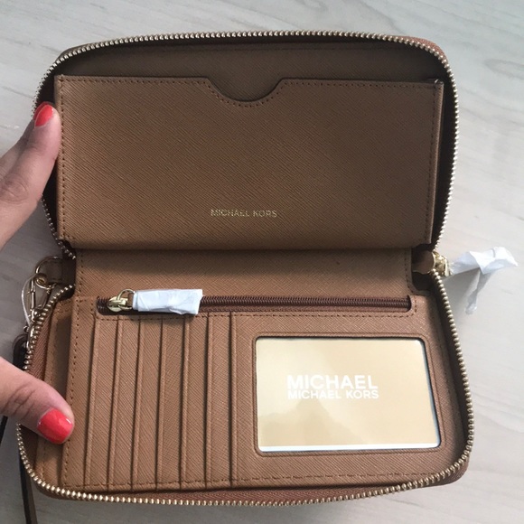 MK Wallet - Picture 2 of 3